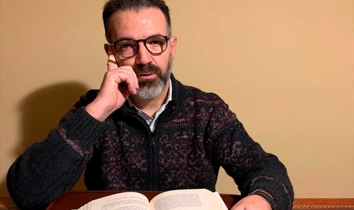 Paolo Farina parla del suo ultimo libro “Cento(uno)caffè con Dante